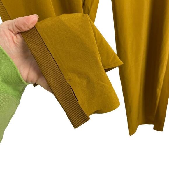 Athleta Brooklyn Ankle Tapered Leg Ribbed Textured Joggers Pant Brass Yellow 16 - Picture 6 of 16